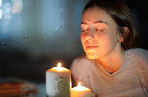 Nến Thơm Dùng Để Làm Gì? - 7 Công Dụng Phổ Biến Bạn Nên Biết
